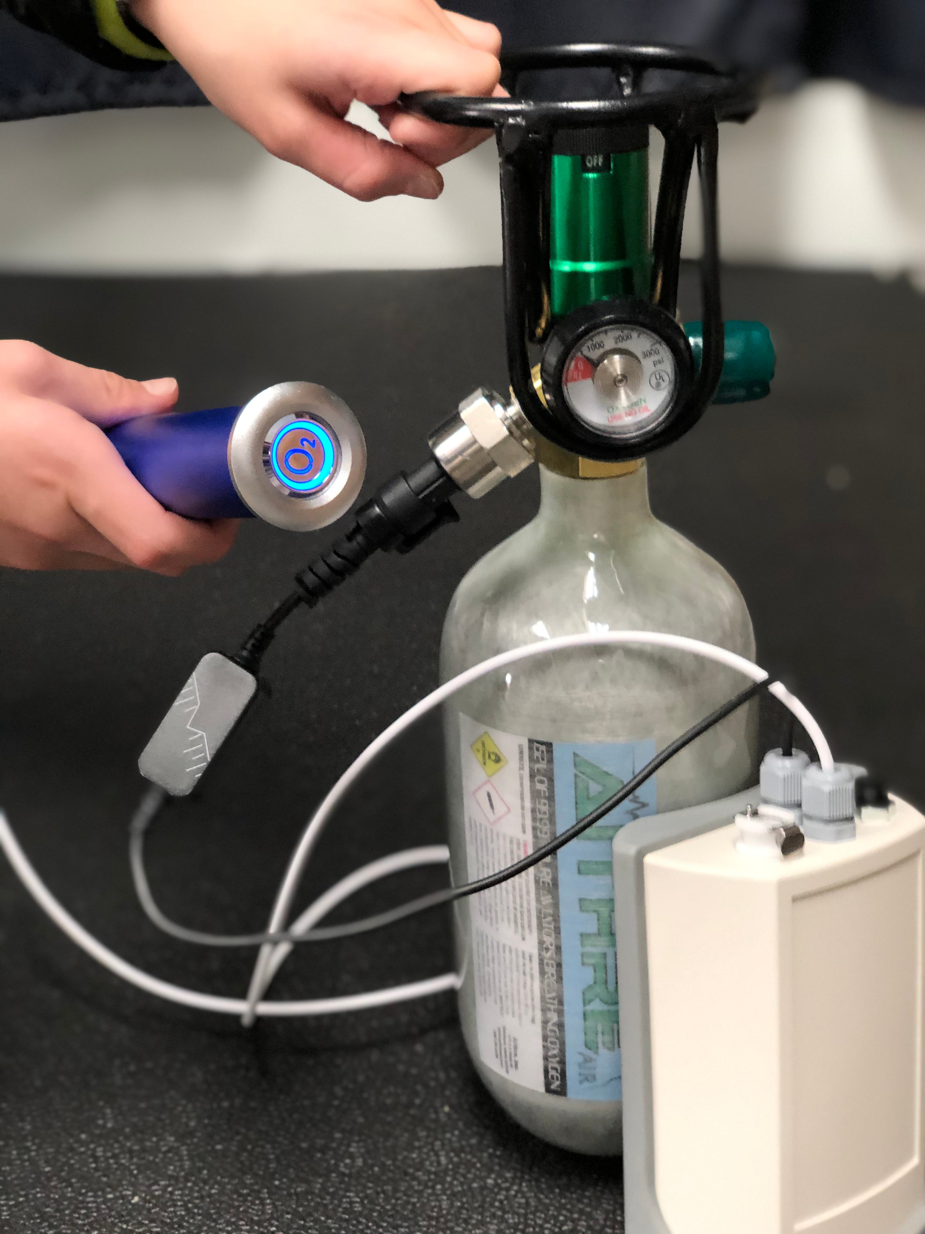 First Glimpse at the Altus Avi8: Smart Oxygen Valve