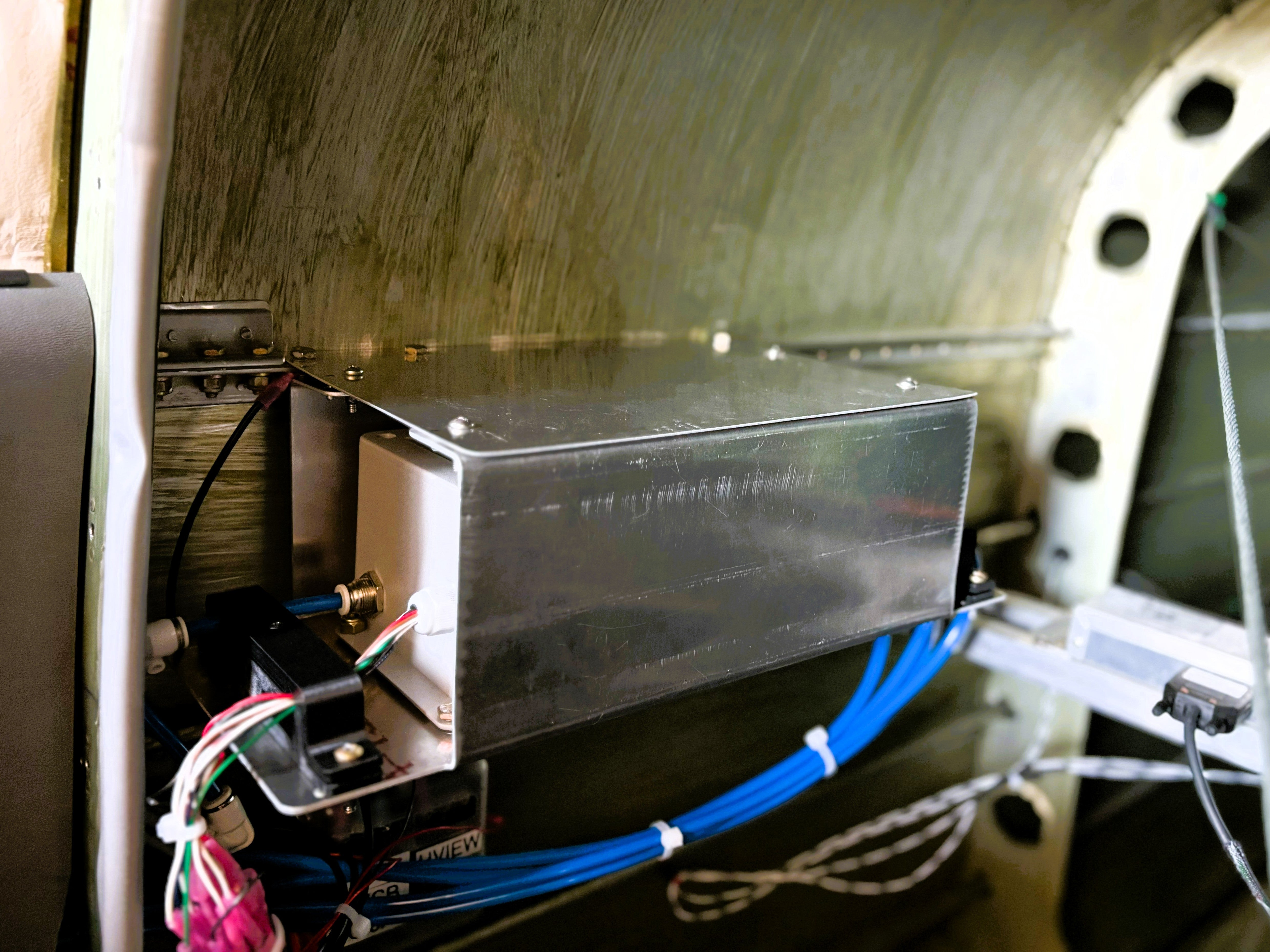 Midwest AVI64 Control Box Mount