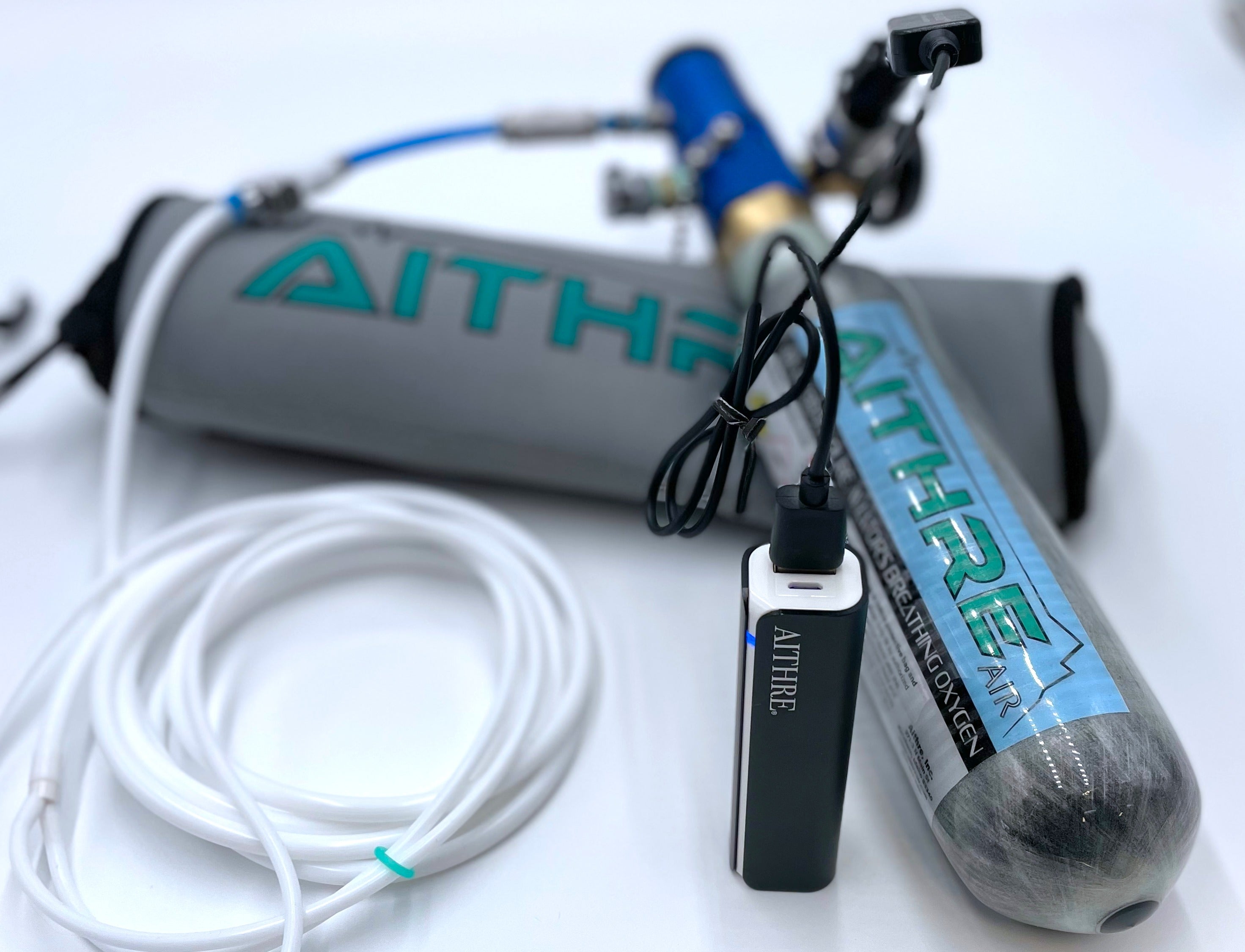 47L Bottle with Adjustable Constant Flow Regulator and Altus Meso