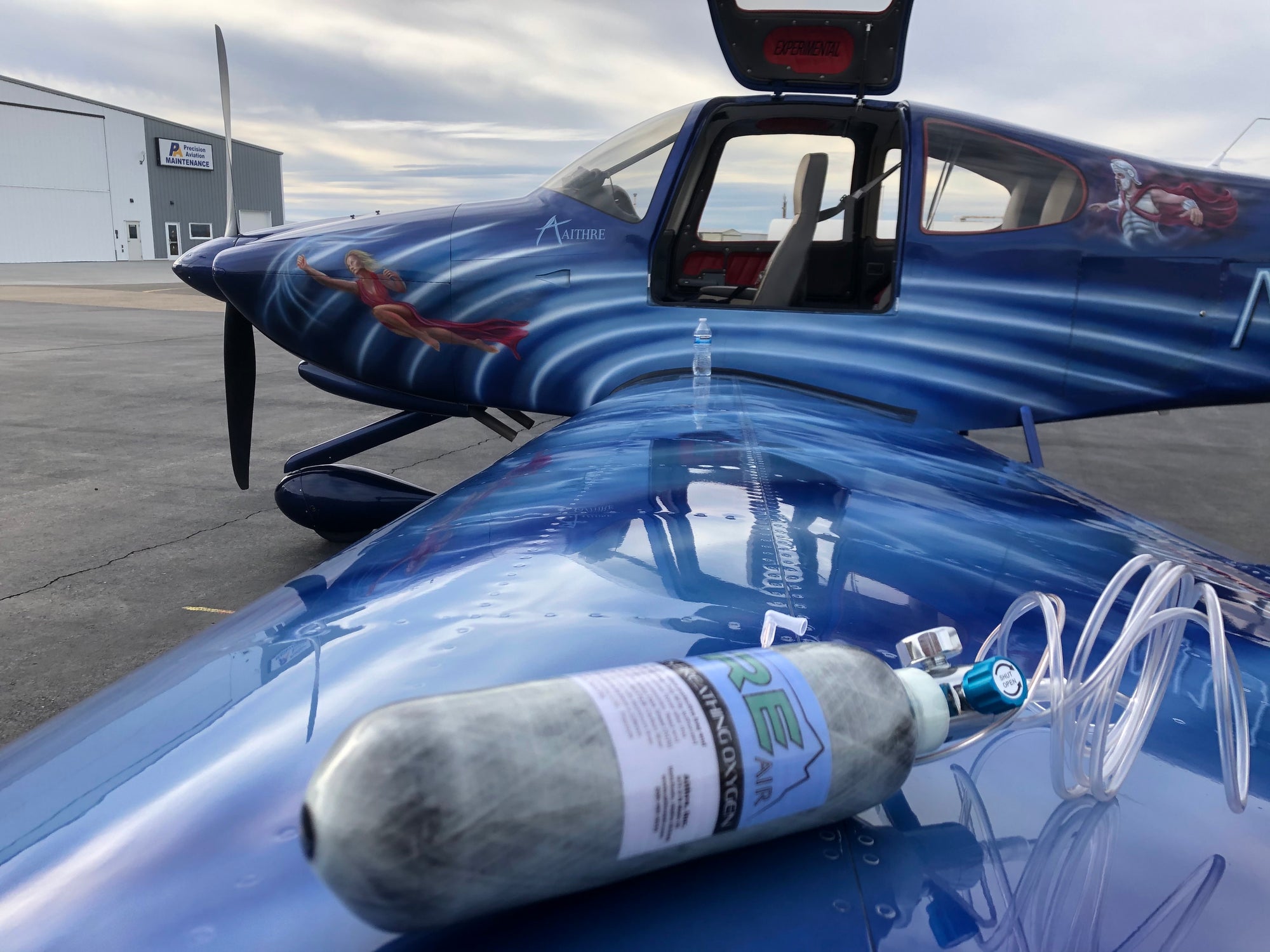 Flying with the 47L Aithre Carbon Fiber Bottle